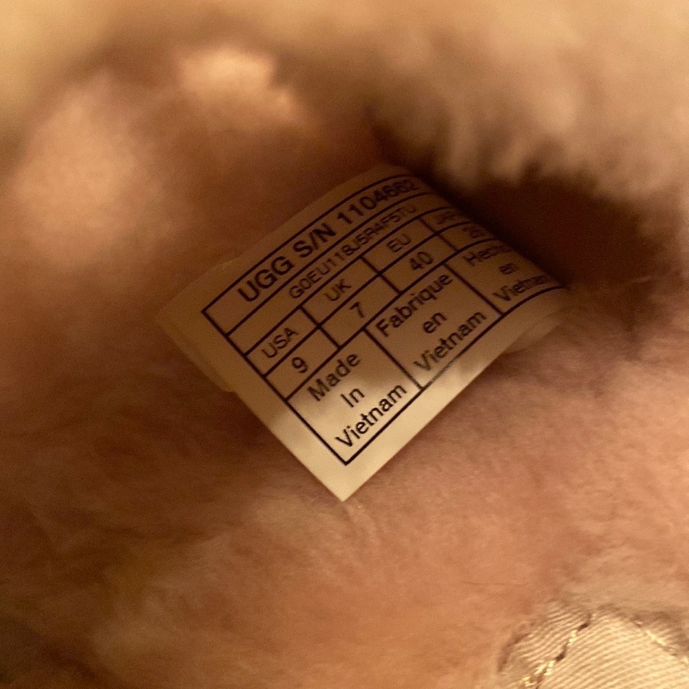 Ugg “Fuzz Yeah” Slipper Slides - image 6